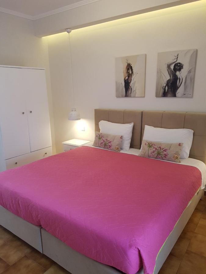 Angels Pool Studios And Apartments Палеокастрица Екстериор снимка