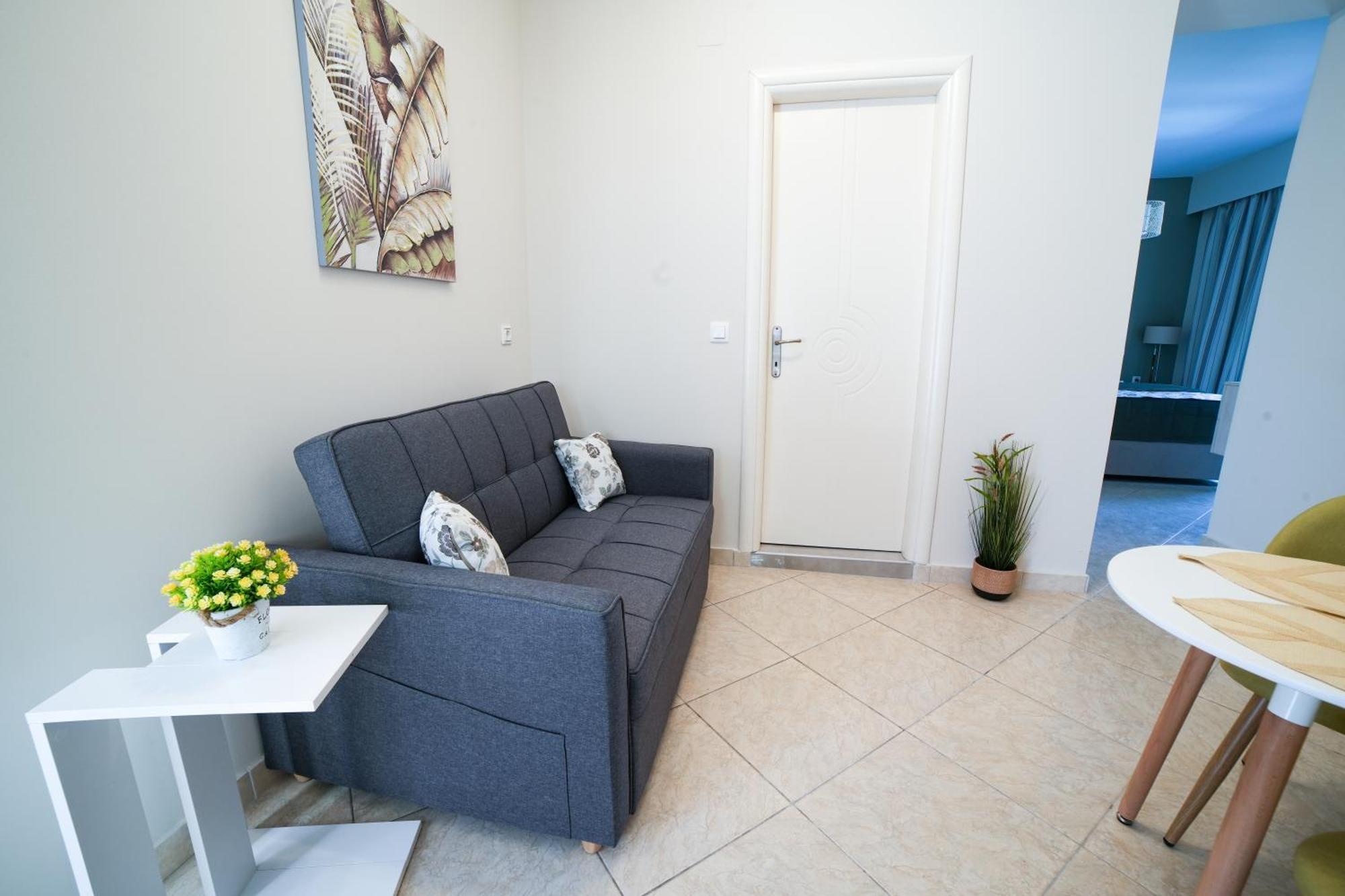 Angels Pool Studios And Apartments Палеокастрица Екстериор снимка