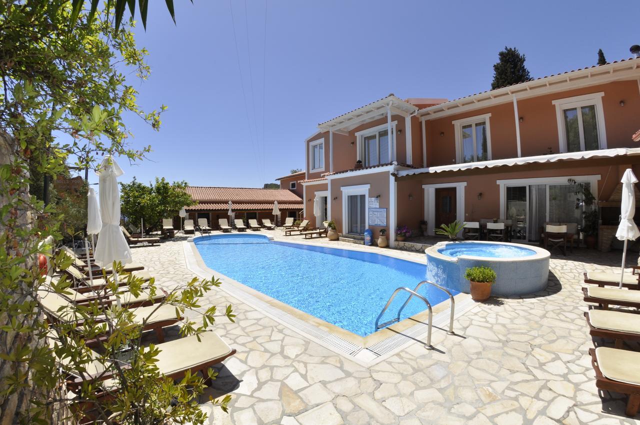 Angels Pool Studios And Apartments Палеокастрица Екстериор снимка