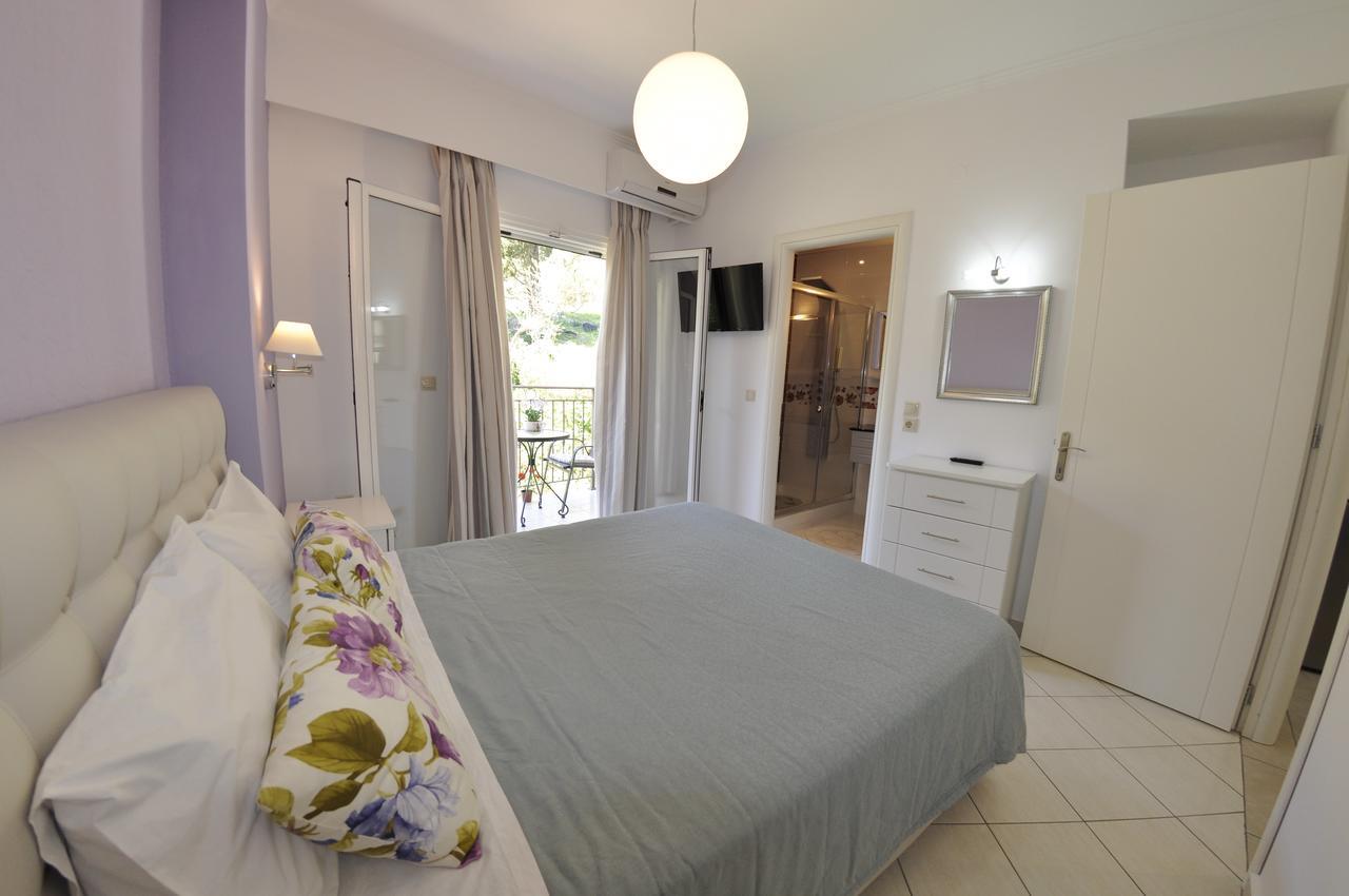 Angels Pool Studios And Apartments Палеокастрица Екстериор снимка